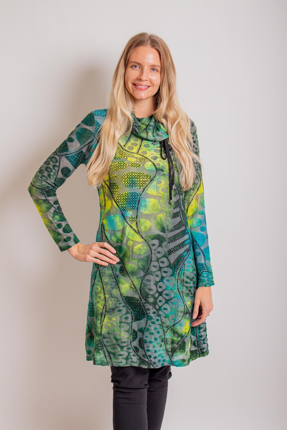 Green Abstract Midi Dress Cynthia Elliot Boutique Green Abstract Midi Dress Cynthia Elliot Boutique