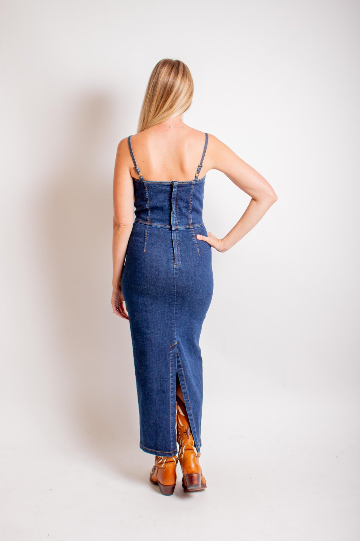 Stretch Denim Dress – Cynthia Elliot Boutique Stretch Denim Dress – Cynthia Elliot Boutique